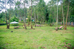 Karisimbi Cave Resort